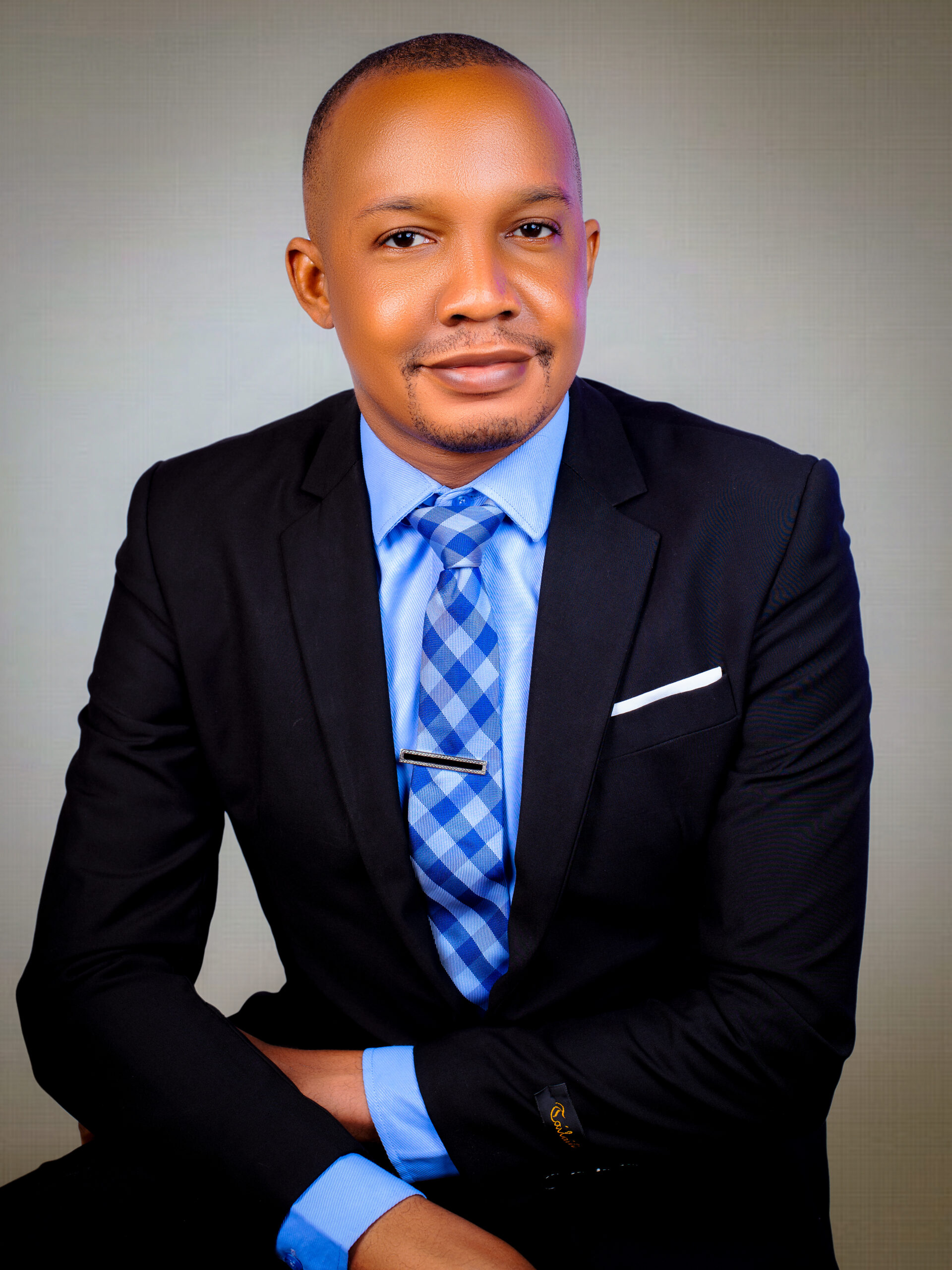 Apstl Apenuwa Tomiwa Joshua